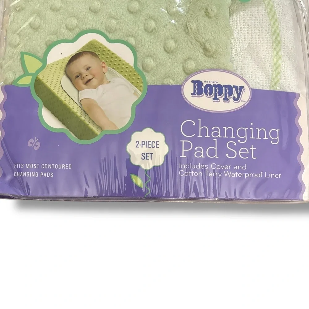 The Original Boppy Changing‎ Pad Cover and Waterproof Liner Set Sage Green